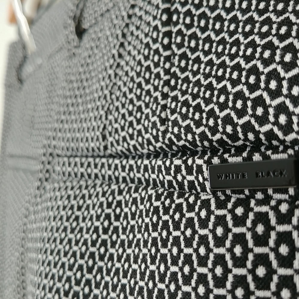 White House Black Market slim pants 00